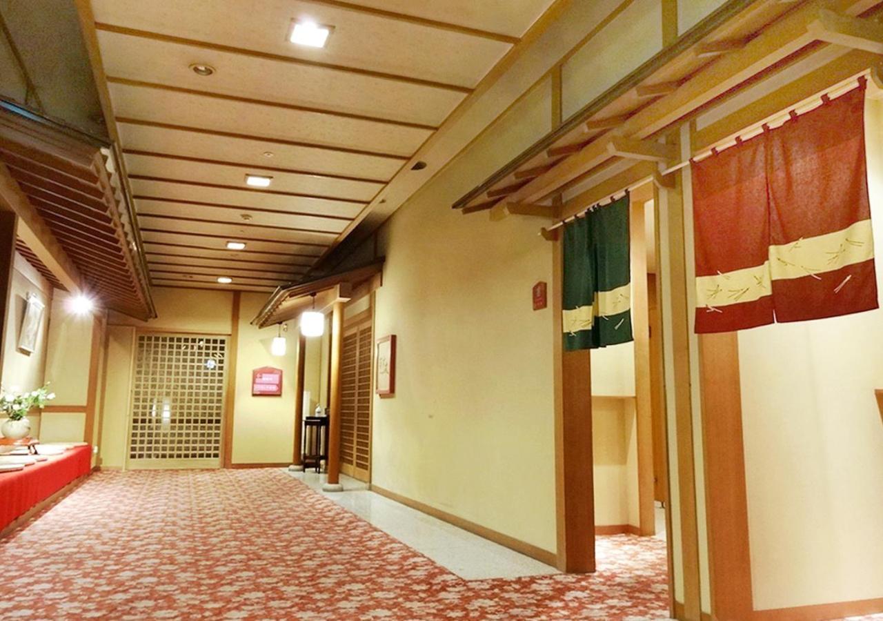 ホテル湯西川 日光市 エクステリア 写真